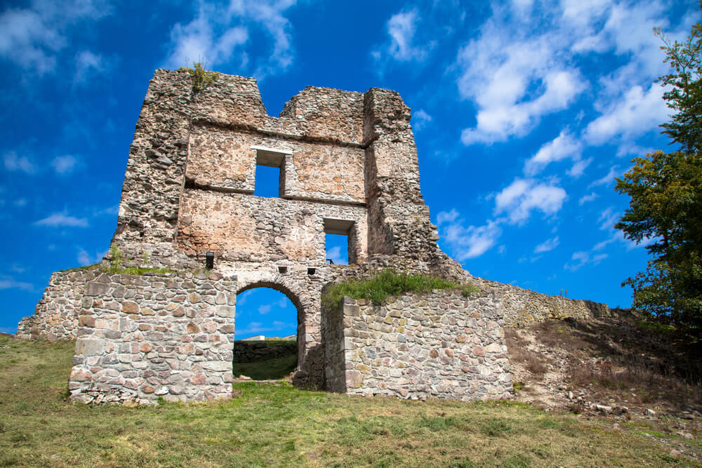 pusty hrad zvolen zrucanina vylet grotto