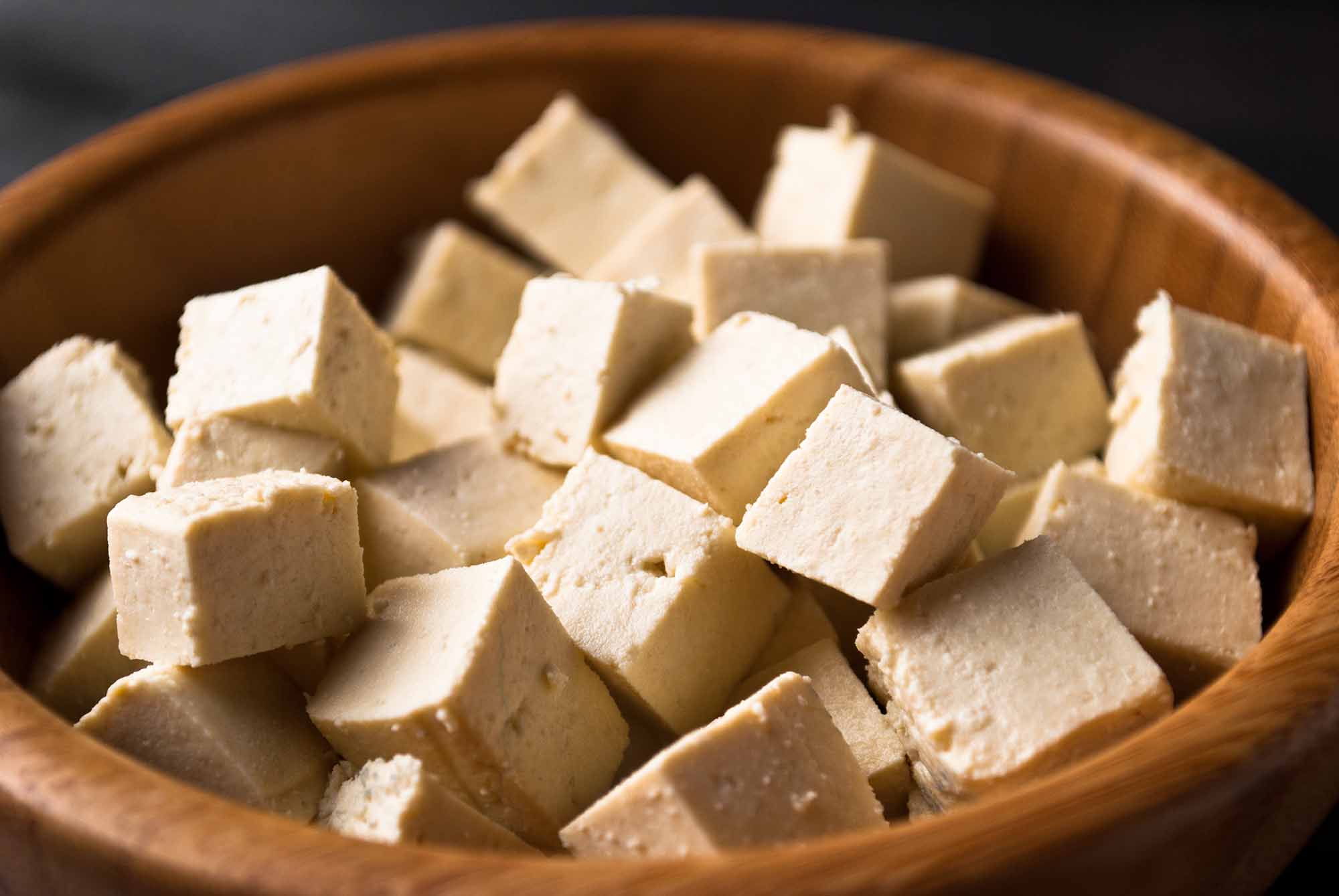 Mýty o tofu: Naozaj ničí pralesy a obsahuje málo bielkovín?